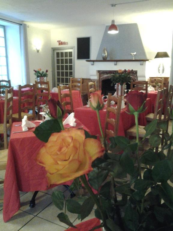 Hotel Restaurant Henri IV Eauze Eksteriør bilde