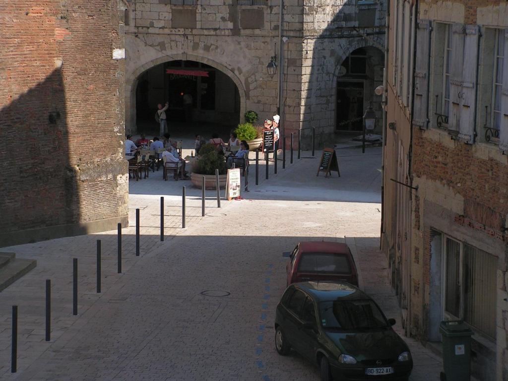Hotel Restaurant Henri IV Eauze Rom bilde